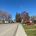 Streetlight Burnt out or Flickering at 756 80 Av SW